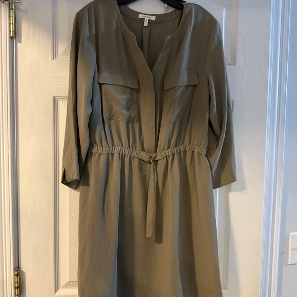 Olive green dress - Picture 1 of 4